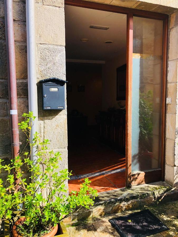 Hostal Jj Salduero Exterior photo
